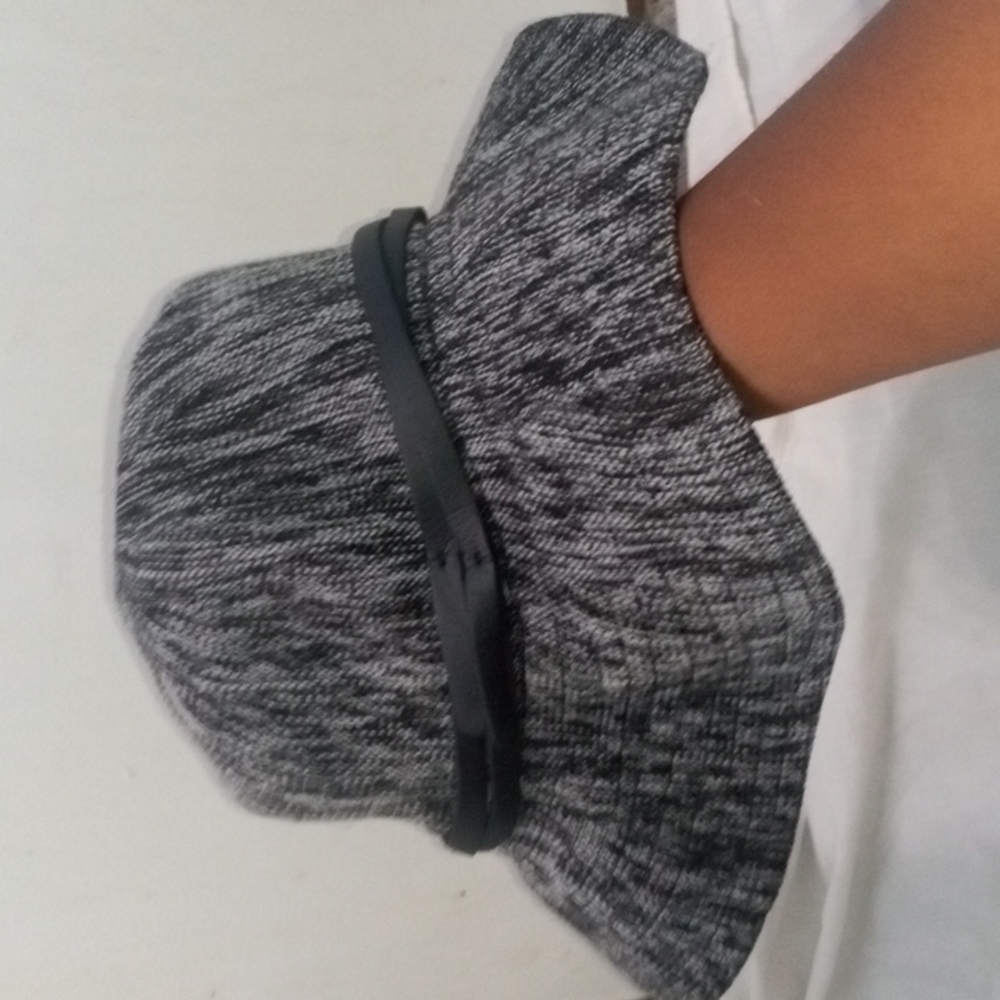 Hinge Hat Black Gray